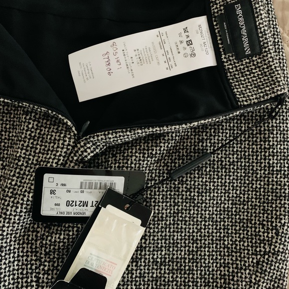 Emporio Armani Tweed Pencil Skirt - Picture 5 of 8
